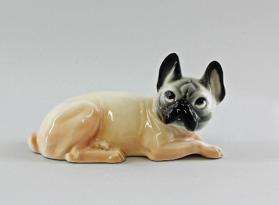 beige french bulldog